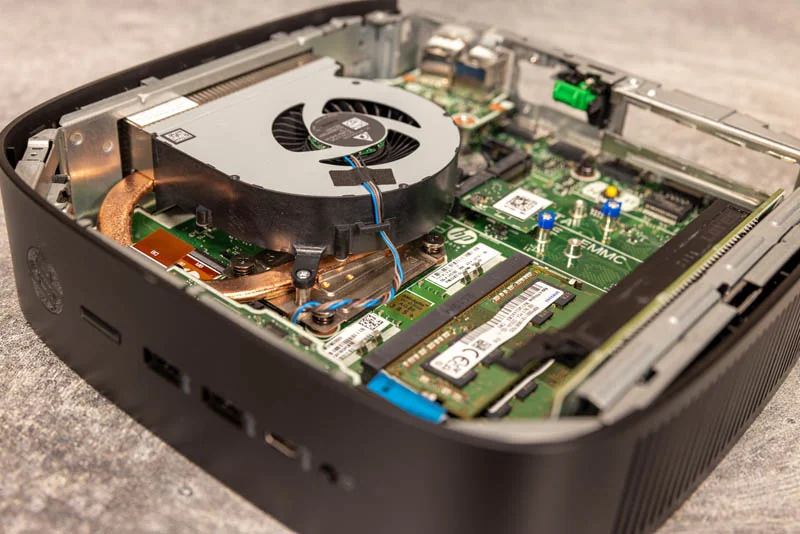 HP t740 Internal PCI Slot